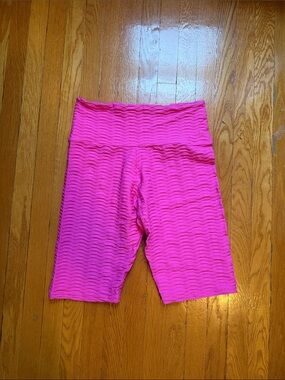 Booty by Brabants Bright Pink Textured CURVY Bike Shorts